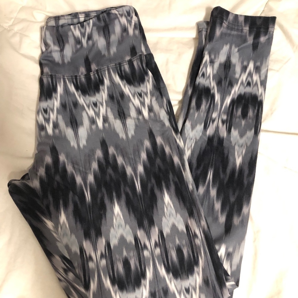 Patterned Leggings